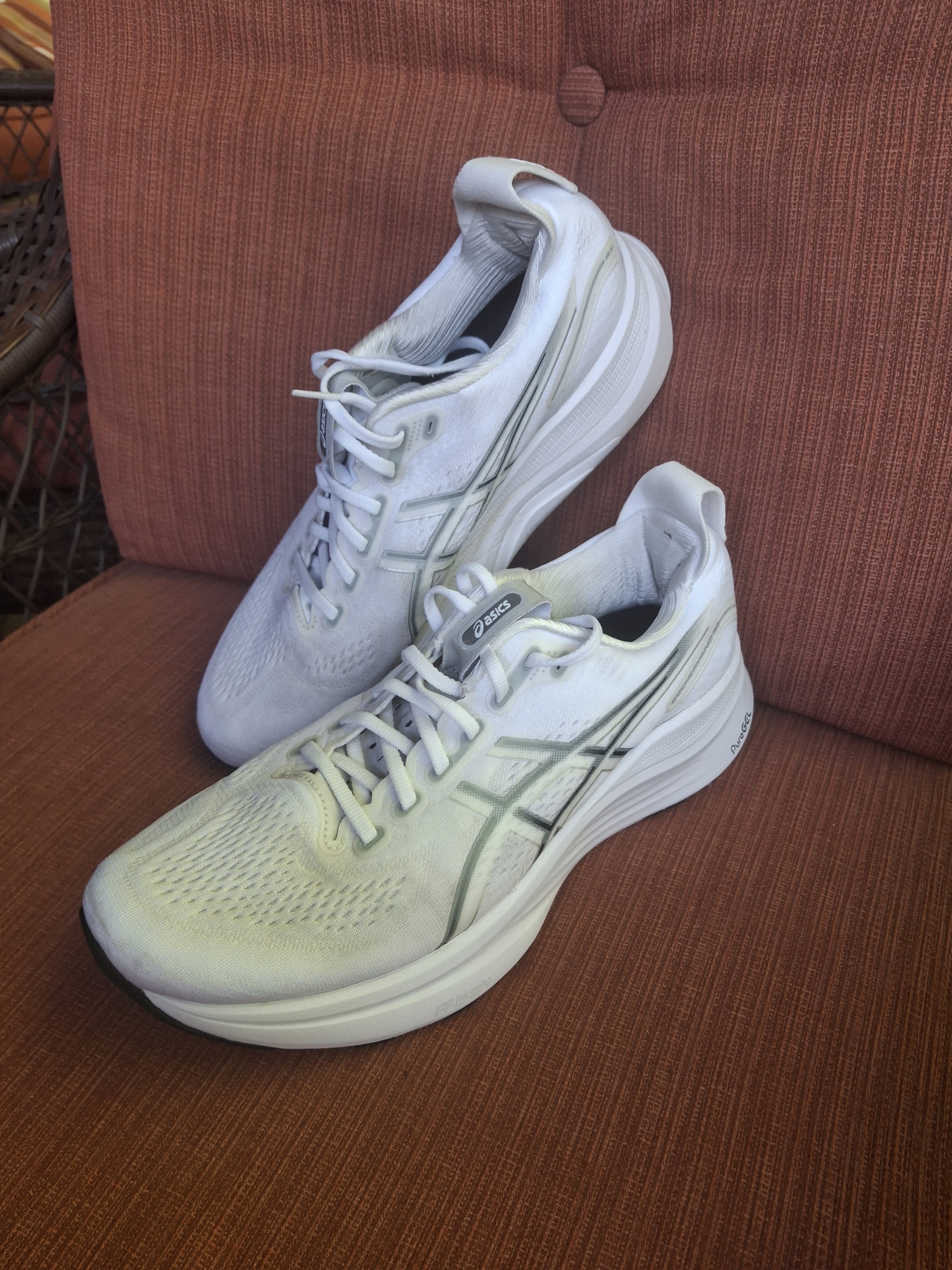 Asics Kayano 32 White Running Sneakers Size 10